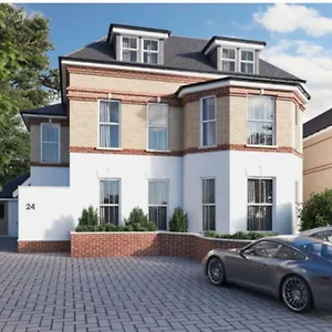 Bright, Vibrant New 1 Bedroom Town Centre Parking Bournemouth