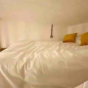 Flat 8, 10 St Johns Bournemouth