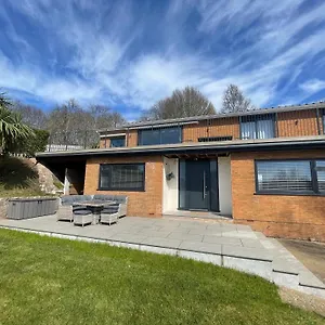 https://river-retreat-apartment-exeter.cardiffhotelswales.com